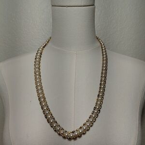 Vintage Gold Tone & Pearl Statement Necklace – Classic Elegance